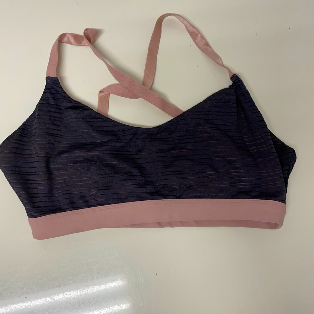 🧡 10 for $10 Fabletics Sports Bra